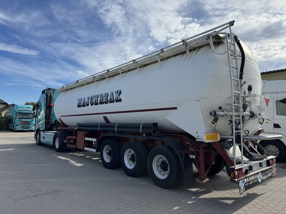 Naczepa silos Kassbohrer 50m3 ADR