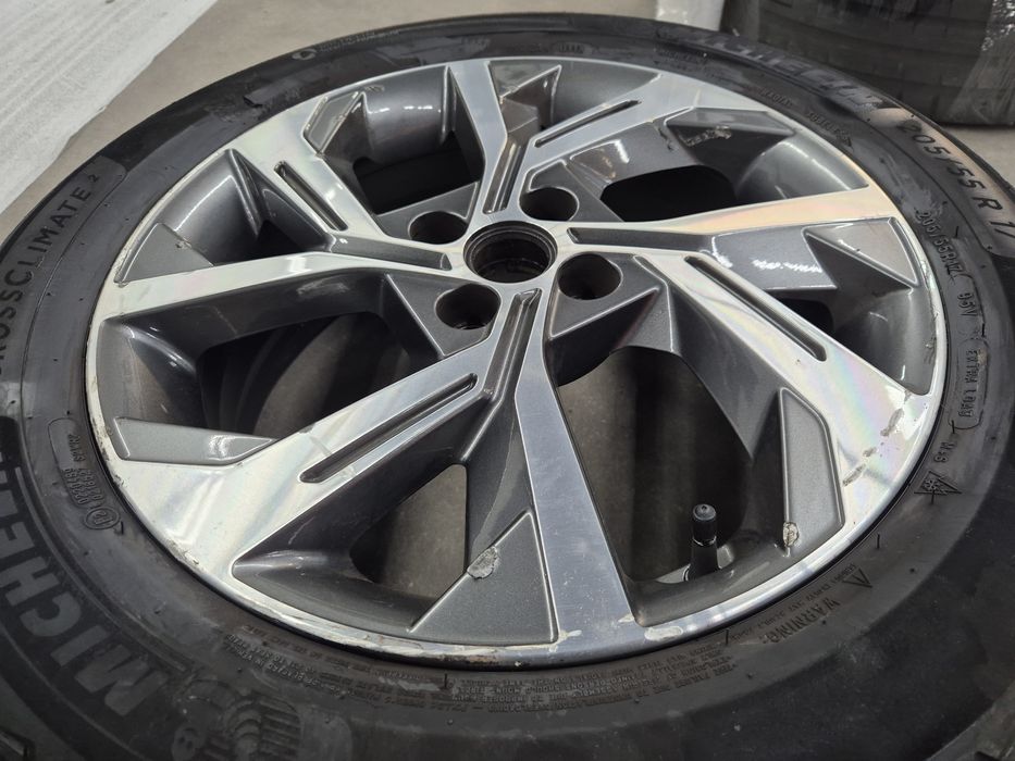 Kia Stonic felga 17" koło 4x100 6.5J ET49 205/55 5mm 24r