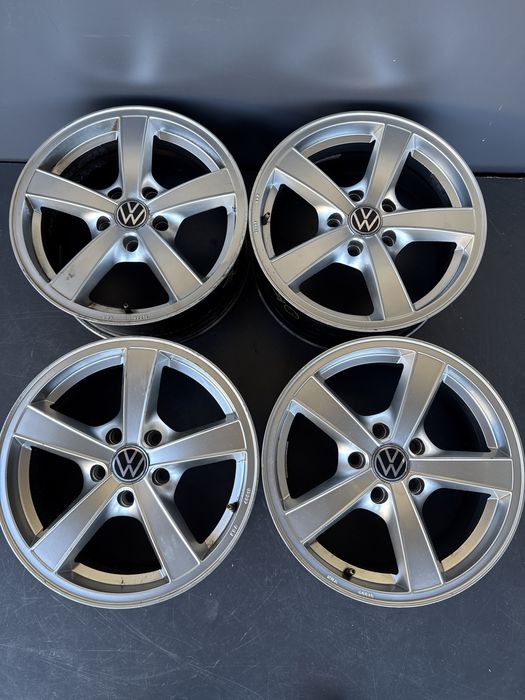 Felgi aluminiowe 16 cali  7J et40 5x112 Volkswagen Golf Passat