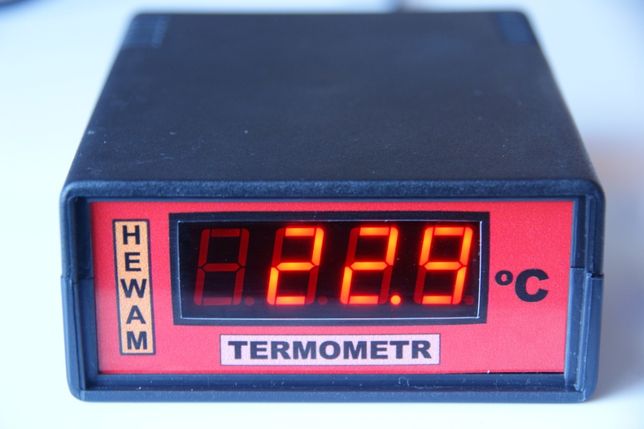 34. Programowany termometr cyfrowy z sygnalizacją dźwiękową