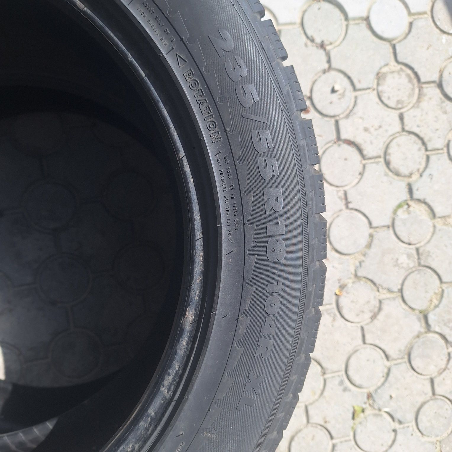 Шини Nokian hakkapeliitta  sport utility 235/55R18 104R XL