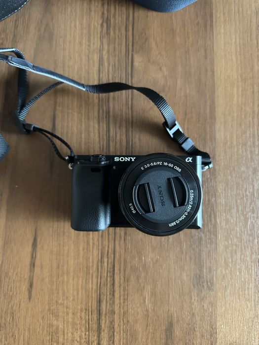 Фотоапарат Sony alpha 6000