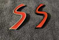 Nowy emblemat S znaczek przyklejany czerwony logo metal 4,5cm | 7cm