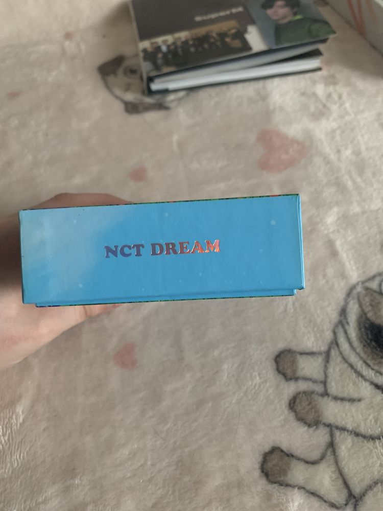 k-pop NCT Dream Hello Future kit version