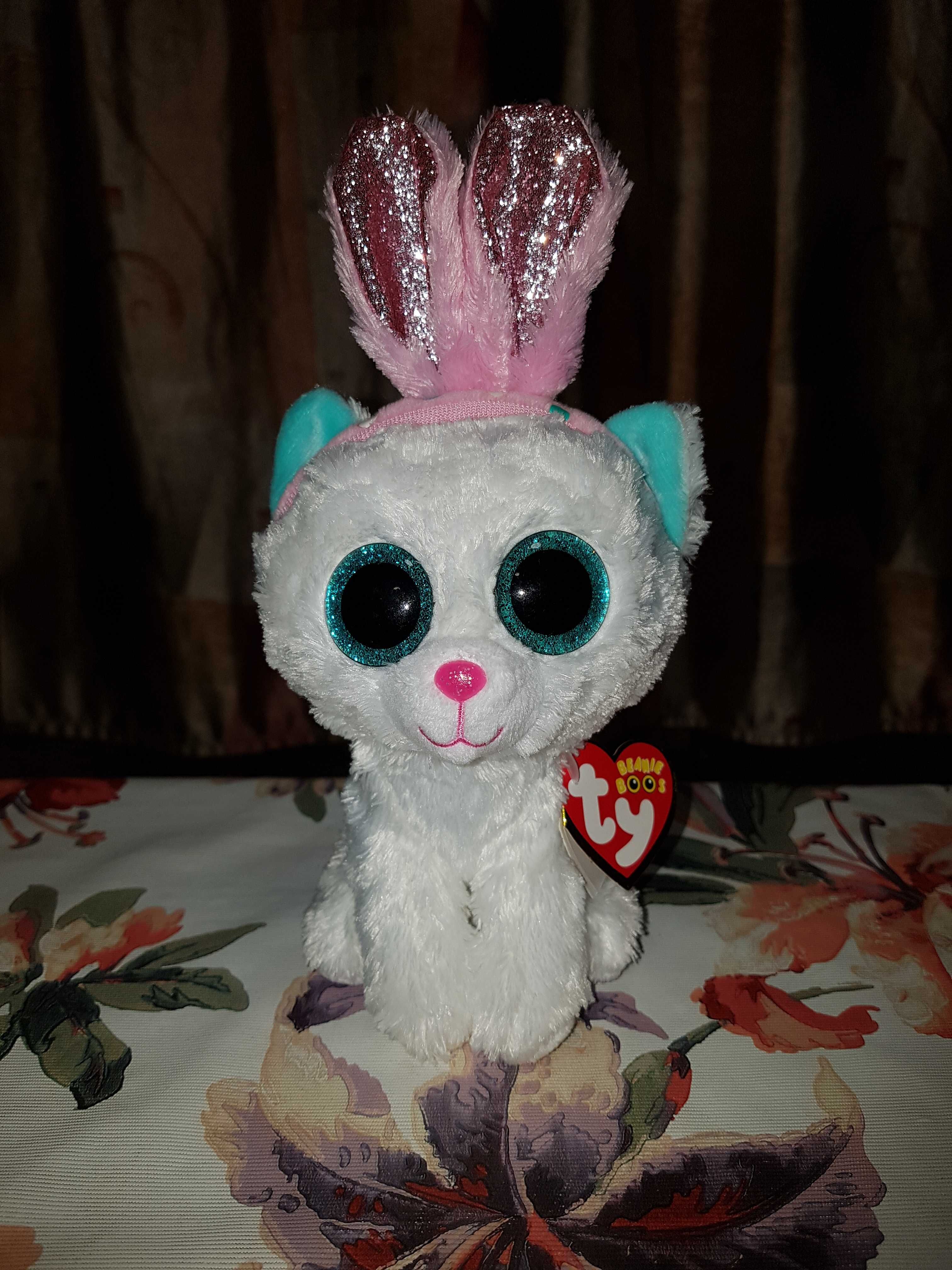 Ty Beanie Boos глазастик белый котик с ушками PIXI, кошка 15-20 см