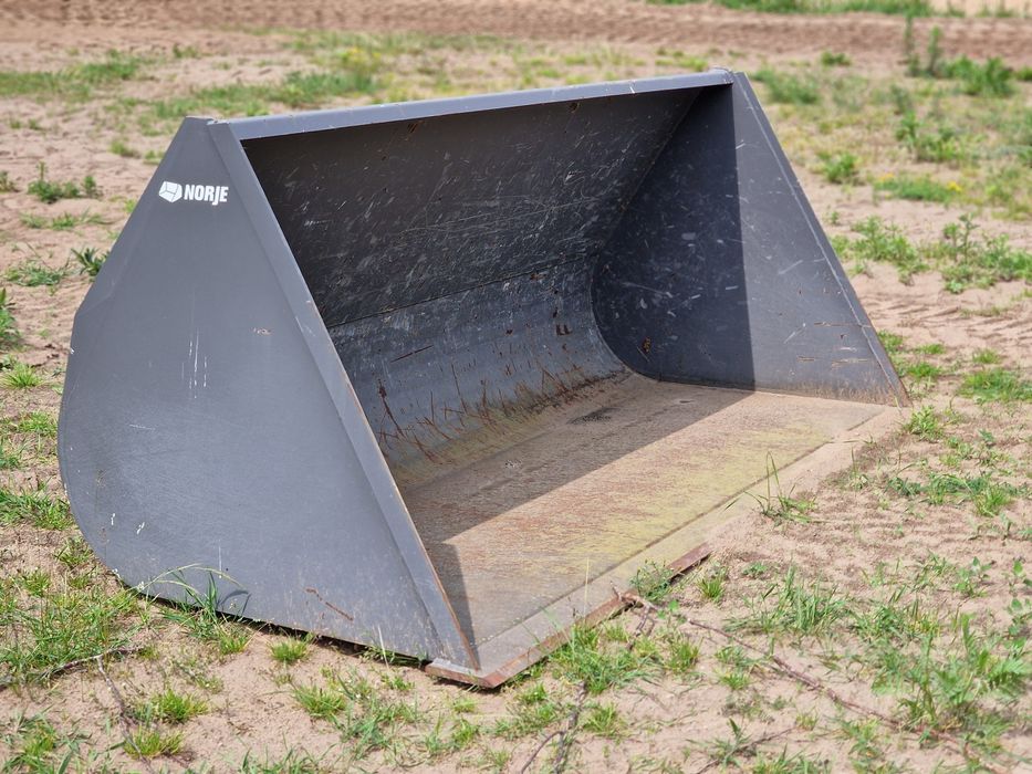 Łyżka Manitou objętościowa 1,8m³ NORJE