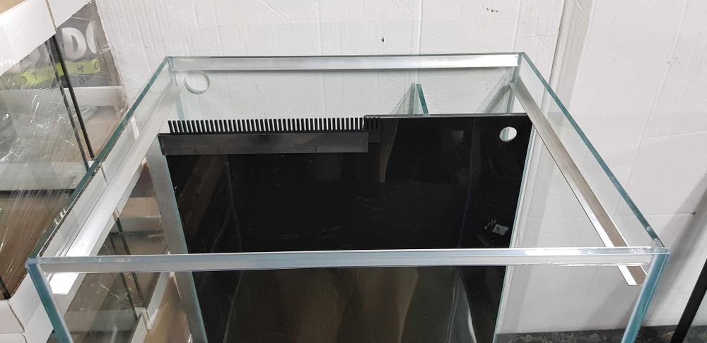 Akwarium z panelem filtracyjnym 60x60x60 opti front