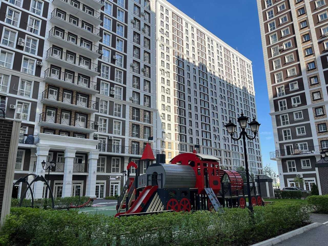 Квартира з частковим ремонтом Нова Англія ЛІнкольн Метро Васильківська