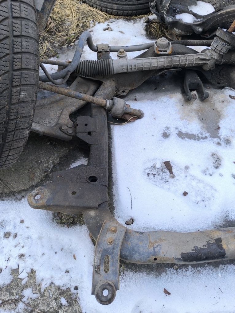Opel combo Corsa c belka przód sanki zawieszenia