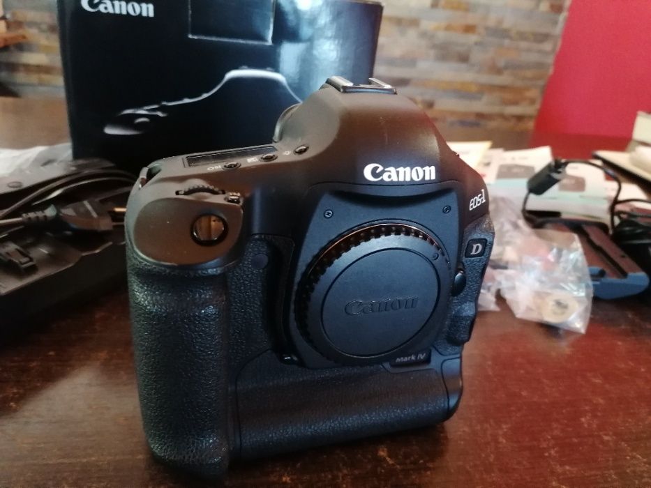 Canon EOS 1D Mark IV