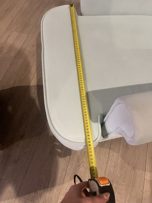 Fotel uszak z podnóżkiem miętowy