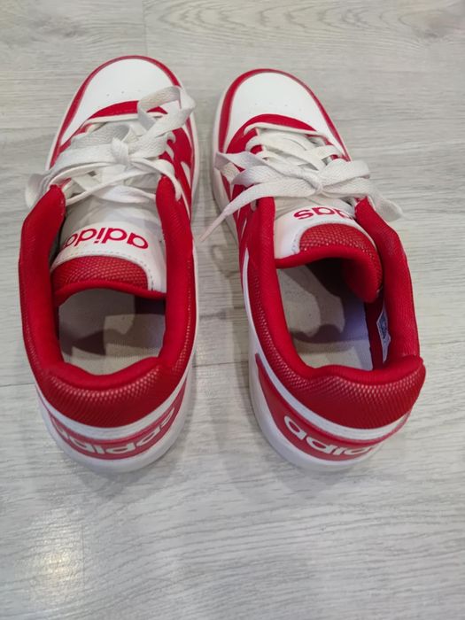 Buty  adidas rozm. 39 i 1,3