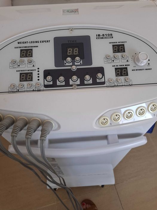 Vendo máquina pressoterapia e eletroestimulacao