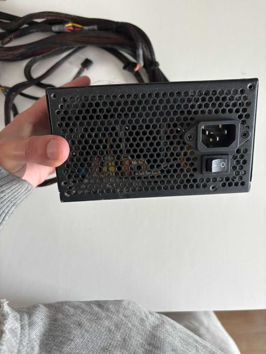 Fonte Alimentação Nox NX 650W Usada