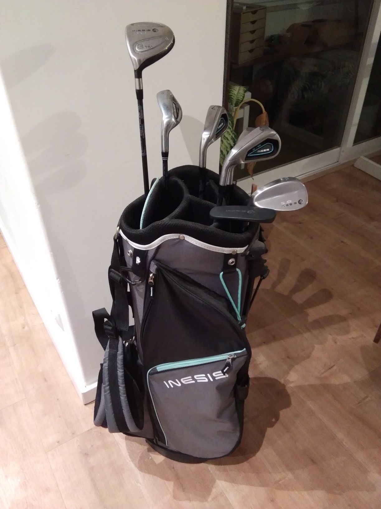 Saco de golfe com 7 tacos muito bom estado