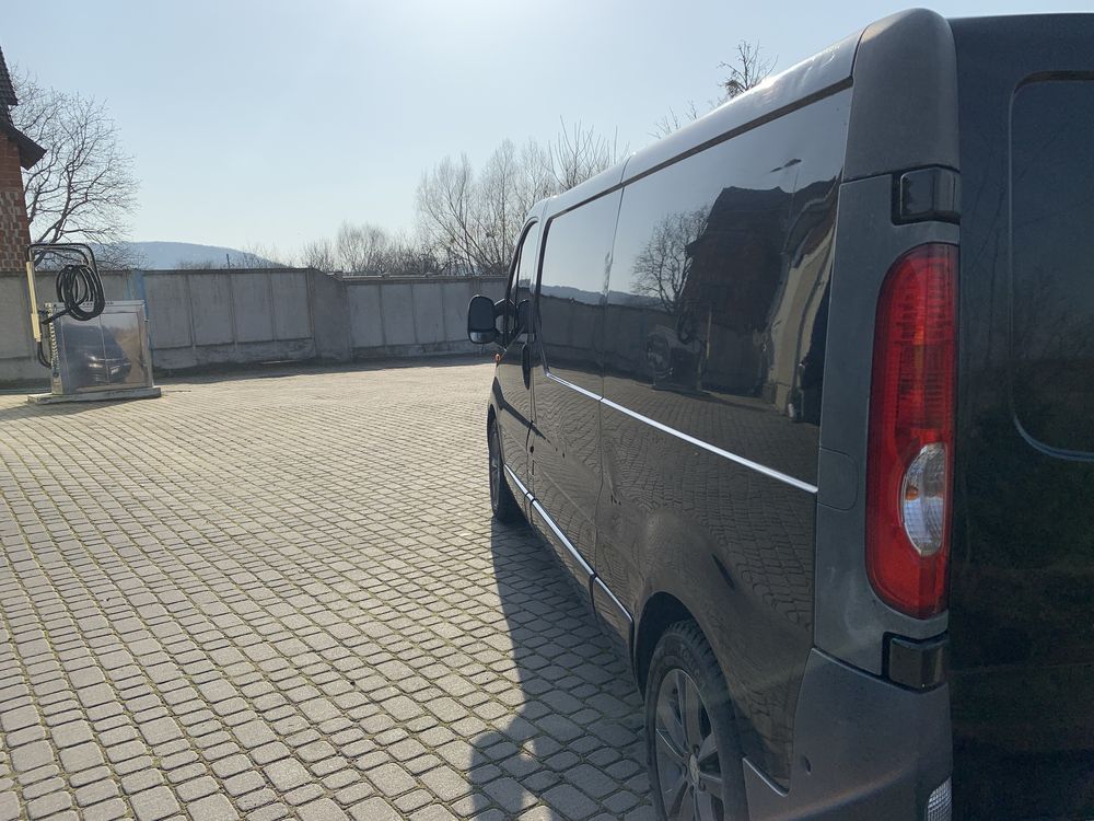 Opel vivaro 2003 рік maxi