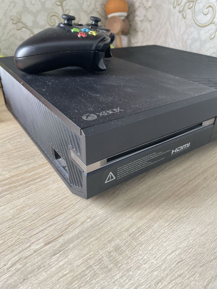 Xbox one 1 TB рабочая приставка