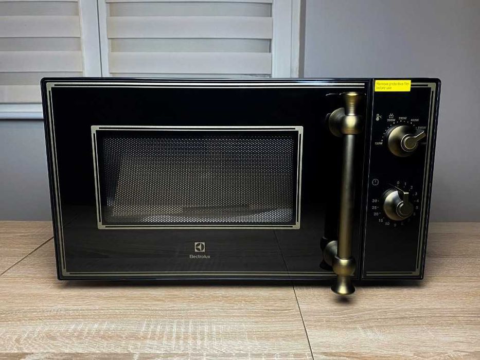 Kuchenka mikrofalowa ELECTROLUX EMM20000OK
