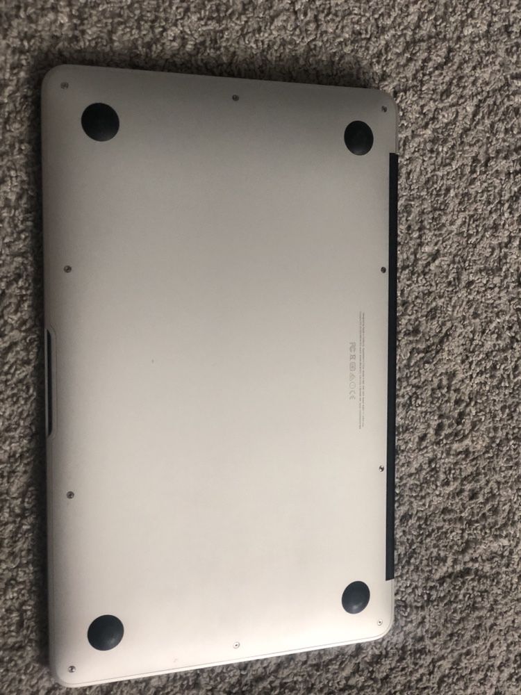 Macbook Air 11,6 2015