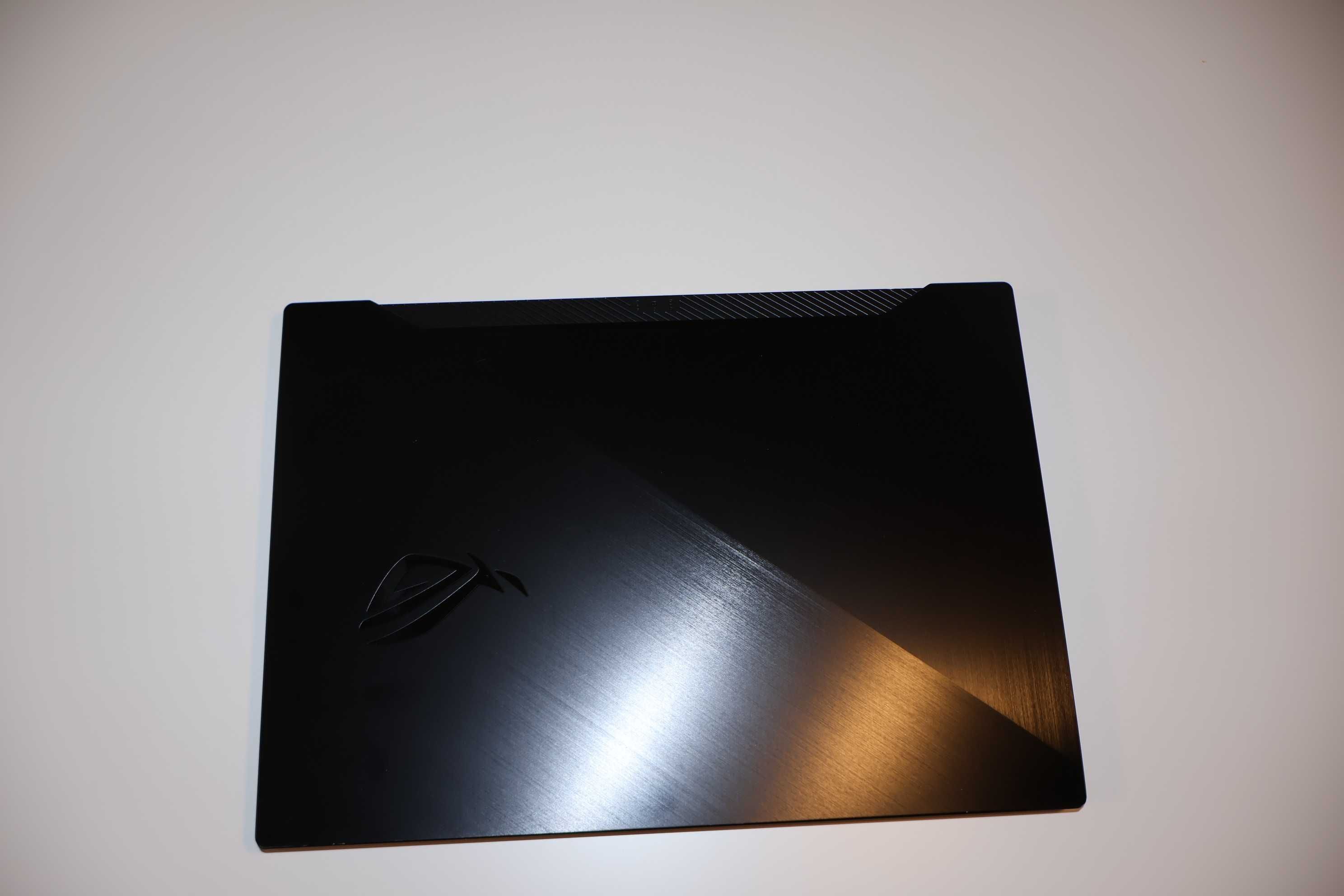 Asus Rog Zephyrus G15 Ryzen 7 4800HS - Com caixa original, como novo