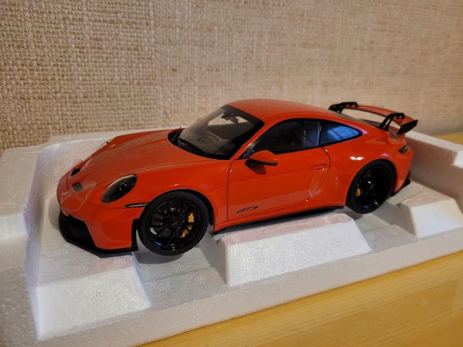 Porsche 911 Gt3 Lava Orange 1:18 Norev