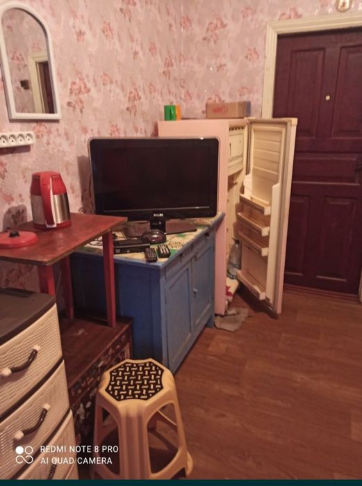 Здається кімната в гуртожитку в Тяжилові