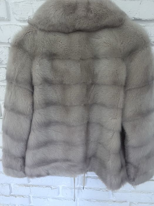 Натурвльна шуба з норки коротка