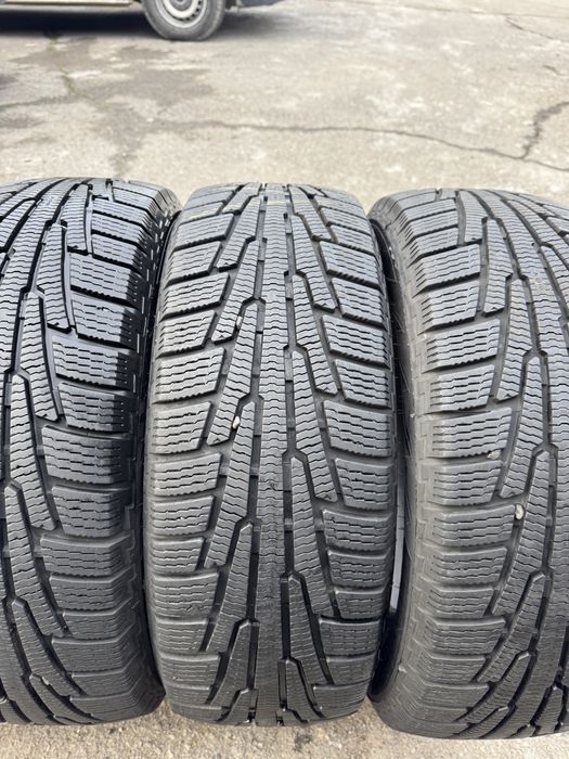 Шини зимові 225/60/17 Nokian зимние шины