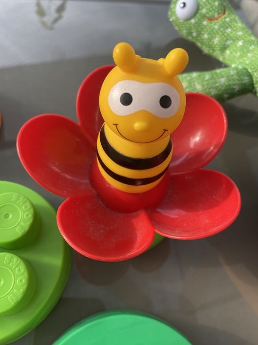 Brinquedos educativos  interativos musicais