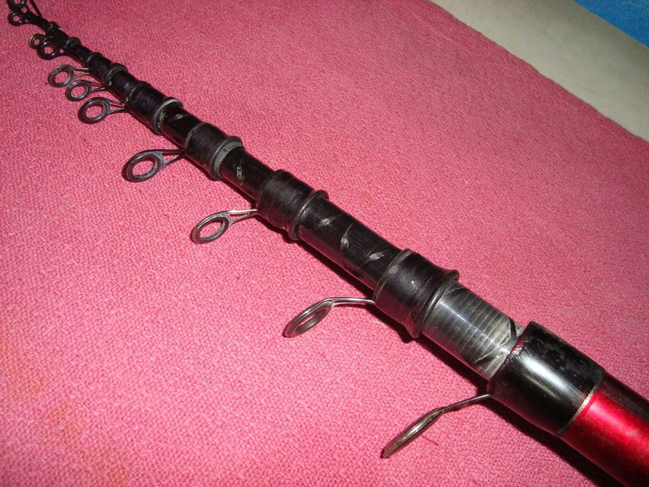 Canas  de  pesca  boia  de  5 e 6 metros