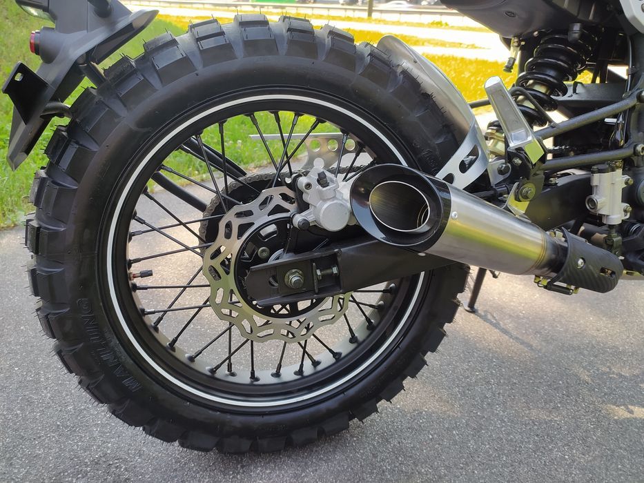 продам мотоцикл Geon Scrambler 250 чорний/зелений  2024