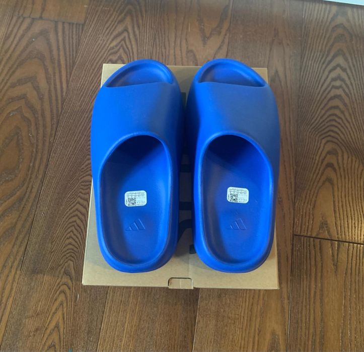 Yeezy Slide niebieskie rozmiar 42