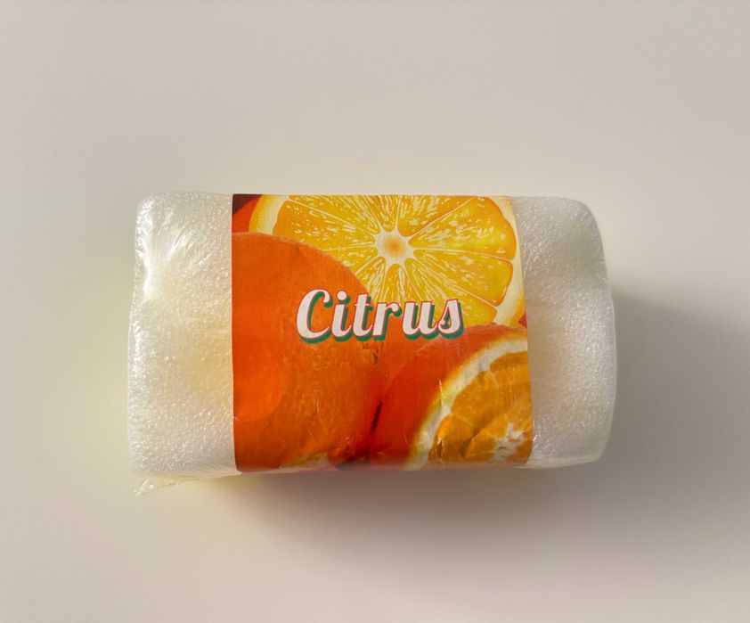 Cytrusowe mydło glicerynowe z gąbką – praktyczne w podróży!