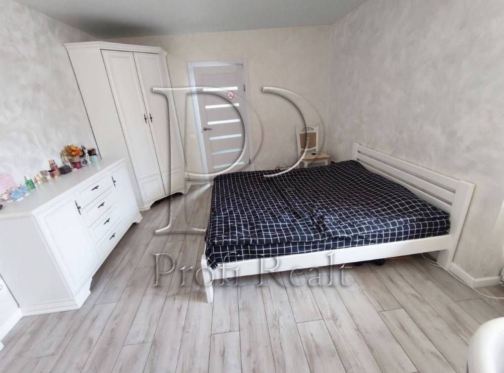 Продаж 1 кімн. квартири за адресою Теплична 48!Софіївська Борщагівка!
