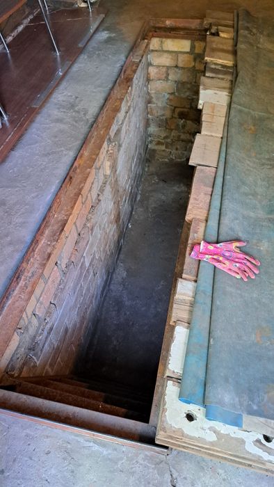 Автомобільний гараж металевий в "Ямі"