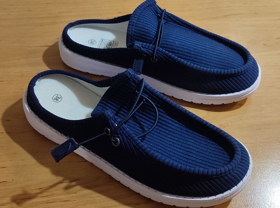 Buty typu mokasyny bez pięty