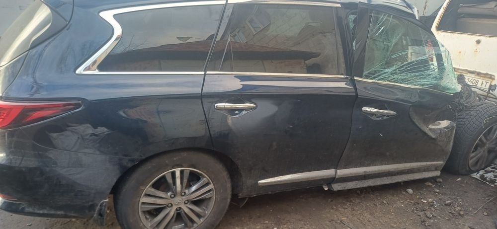 Infiniti qx 60 после дтп 2020  год 3.5 v6