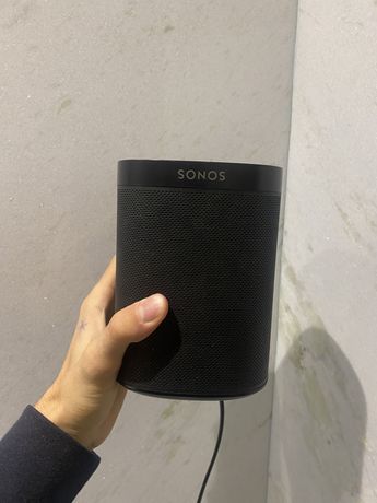 coluna Sonos Play 1 preta