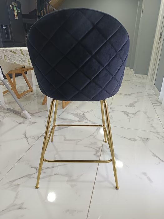 Cadeira alta (bar) ainda na embalagem