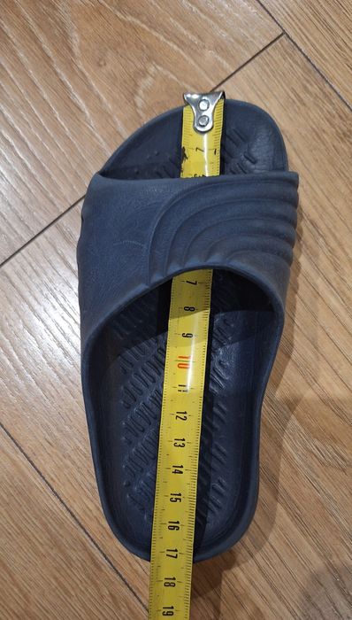 Klapki rozm 26/27 Lemigo
