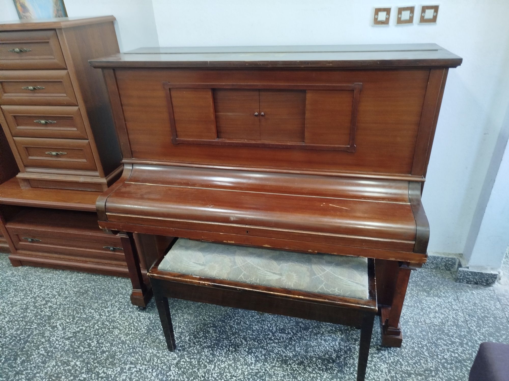 Pianino + Siedzisko