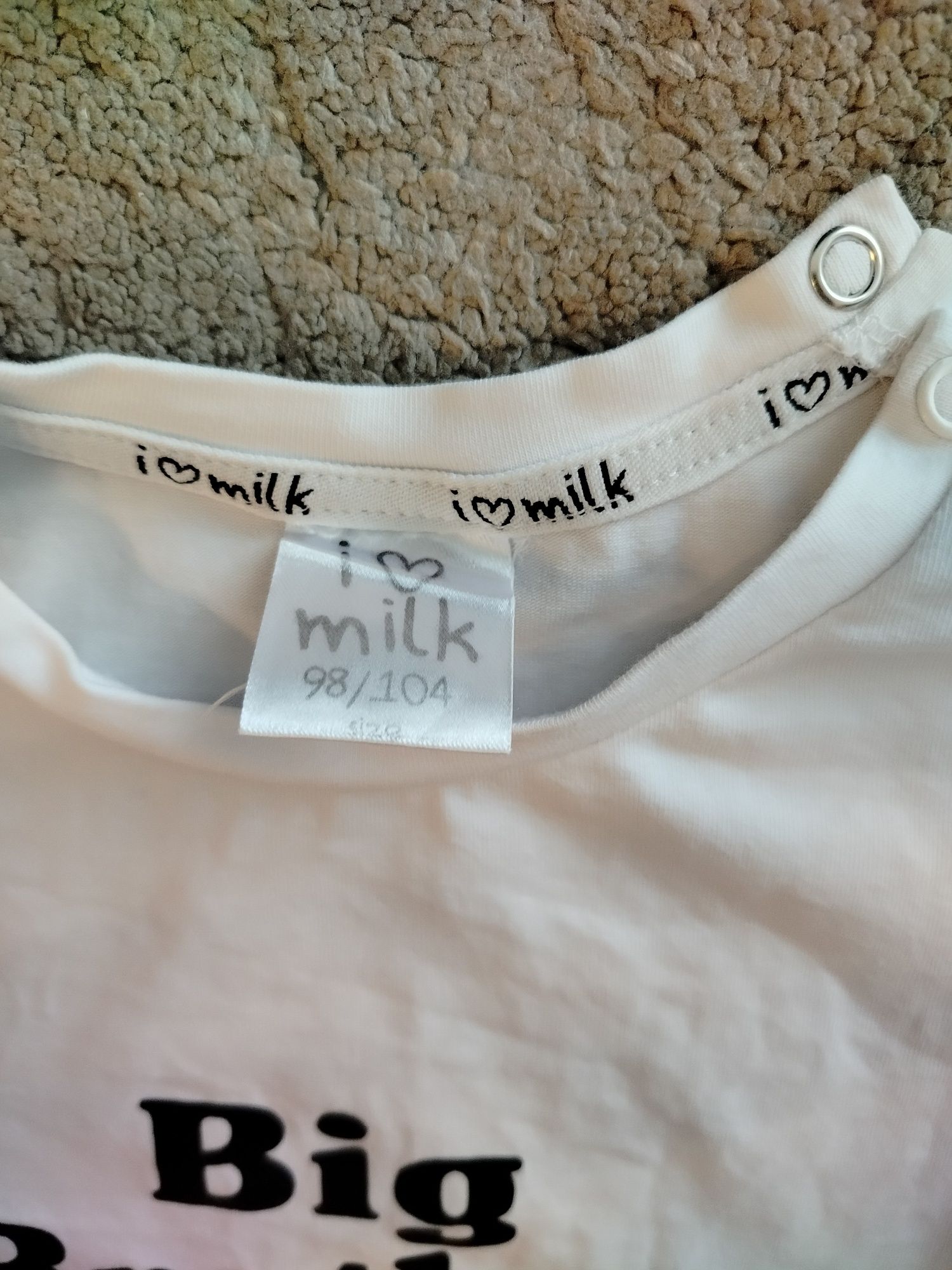 Koszulka biała Big brother z firmy I Love Milk 98/104