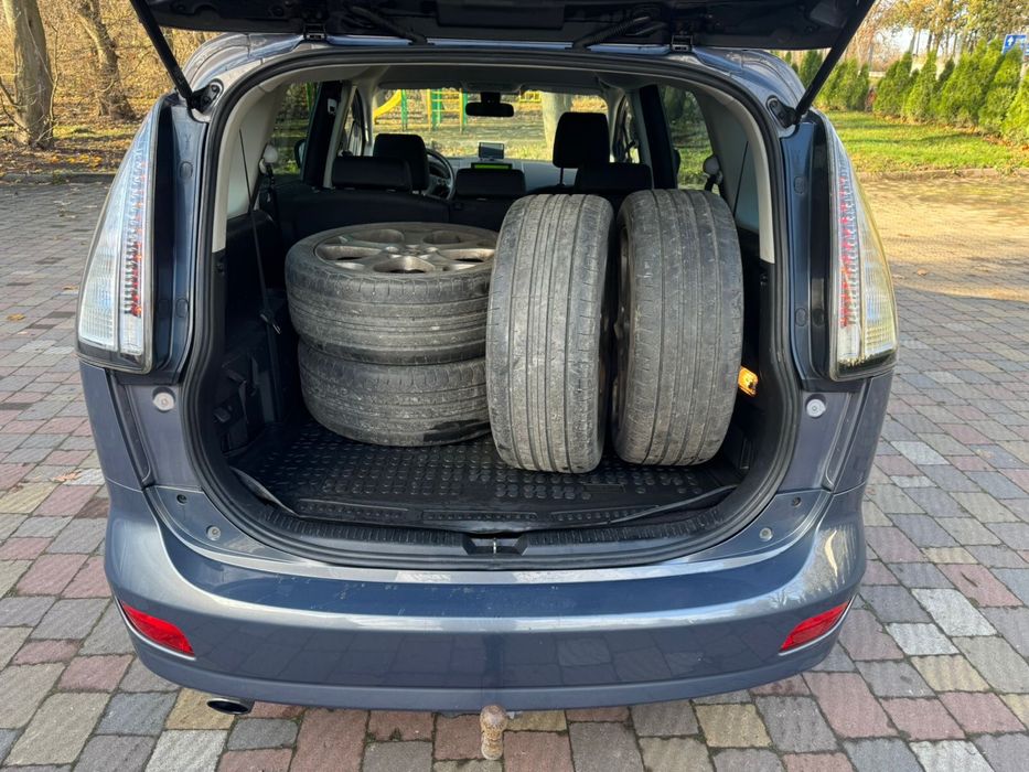 Продам дизельную мазду в отличном состоянии