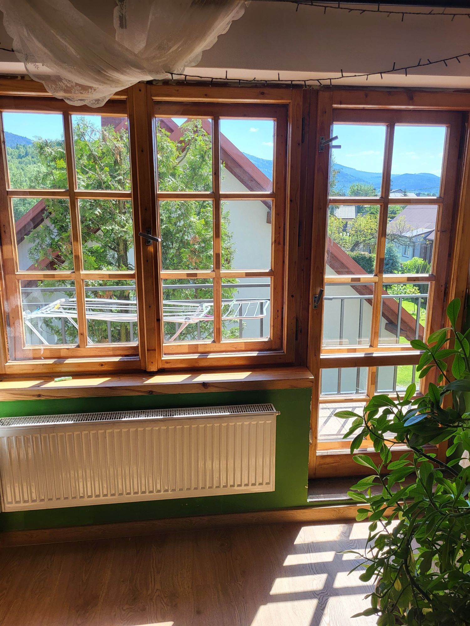Drewniane okna skrzyniowe