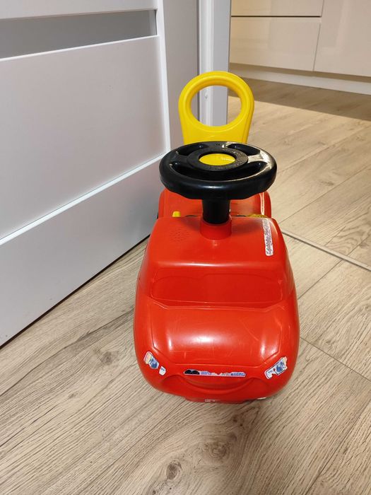 Pchacz jeździk samochodzik