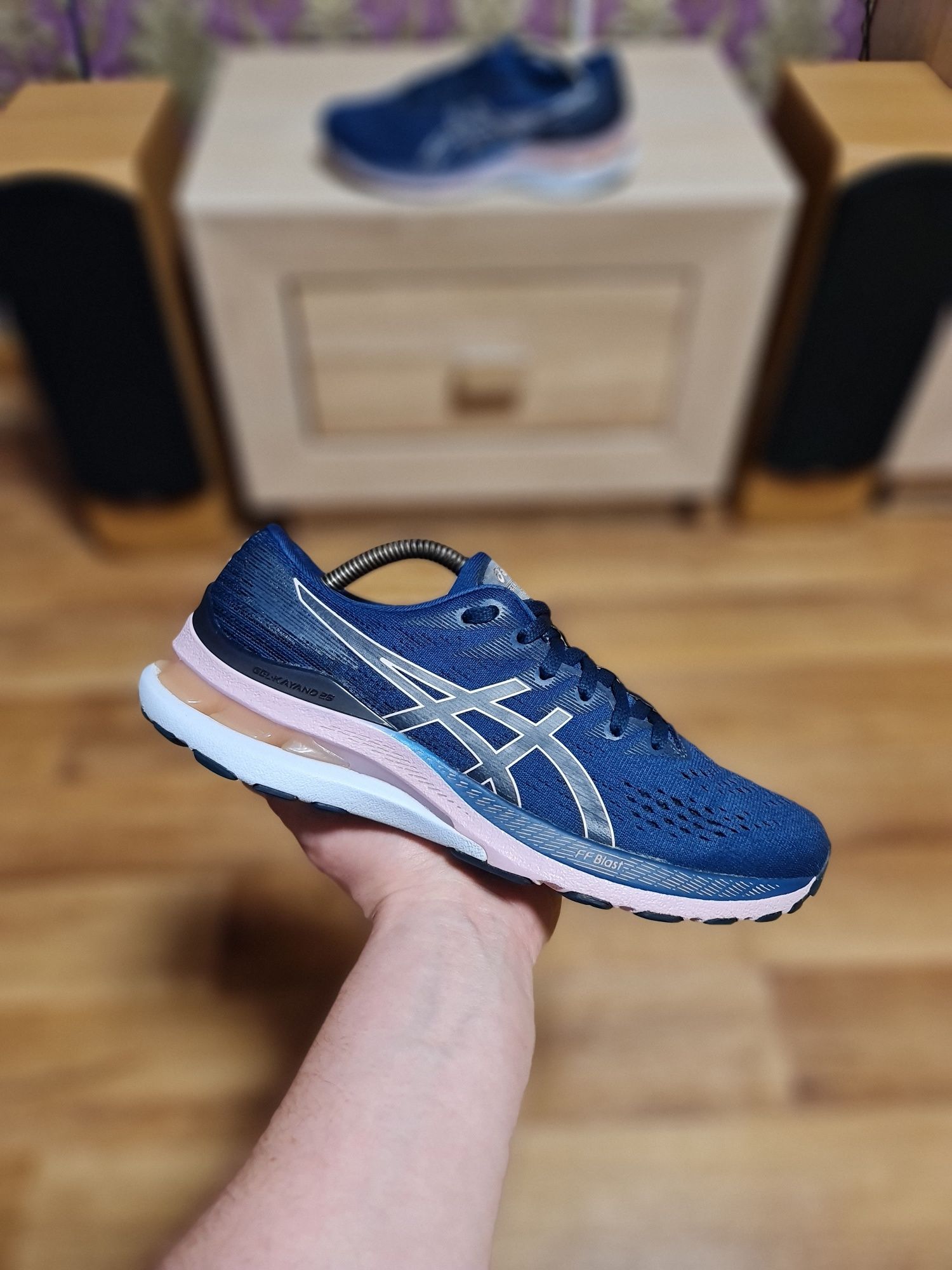 Оригинальные кроссовки Asics Gel - Kayano 39.5p.