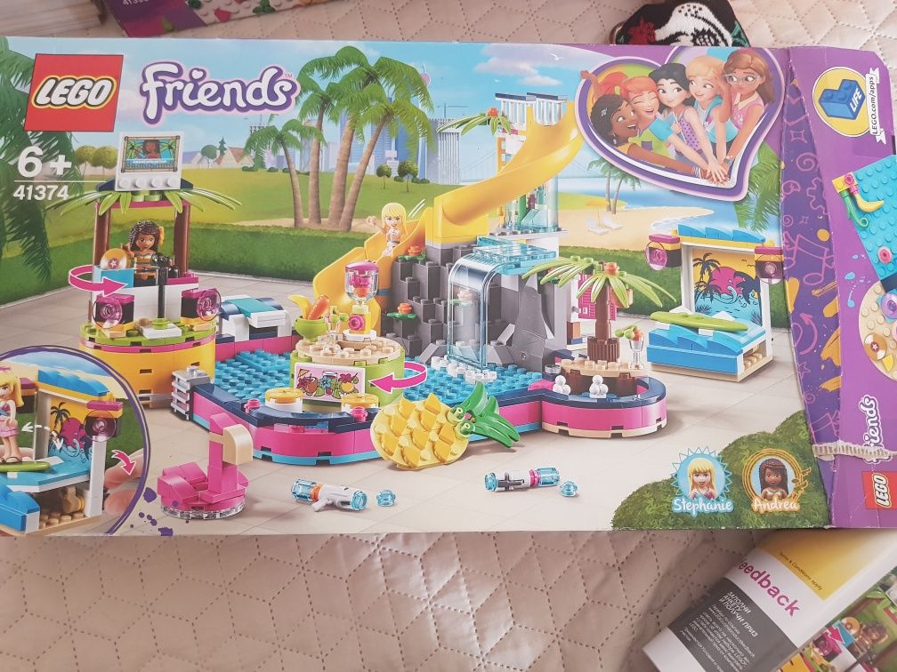 LEGO Friends: Festa na piscina - 41374 (Idade Mínima: 6 anos)