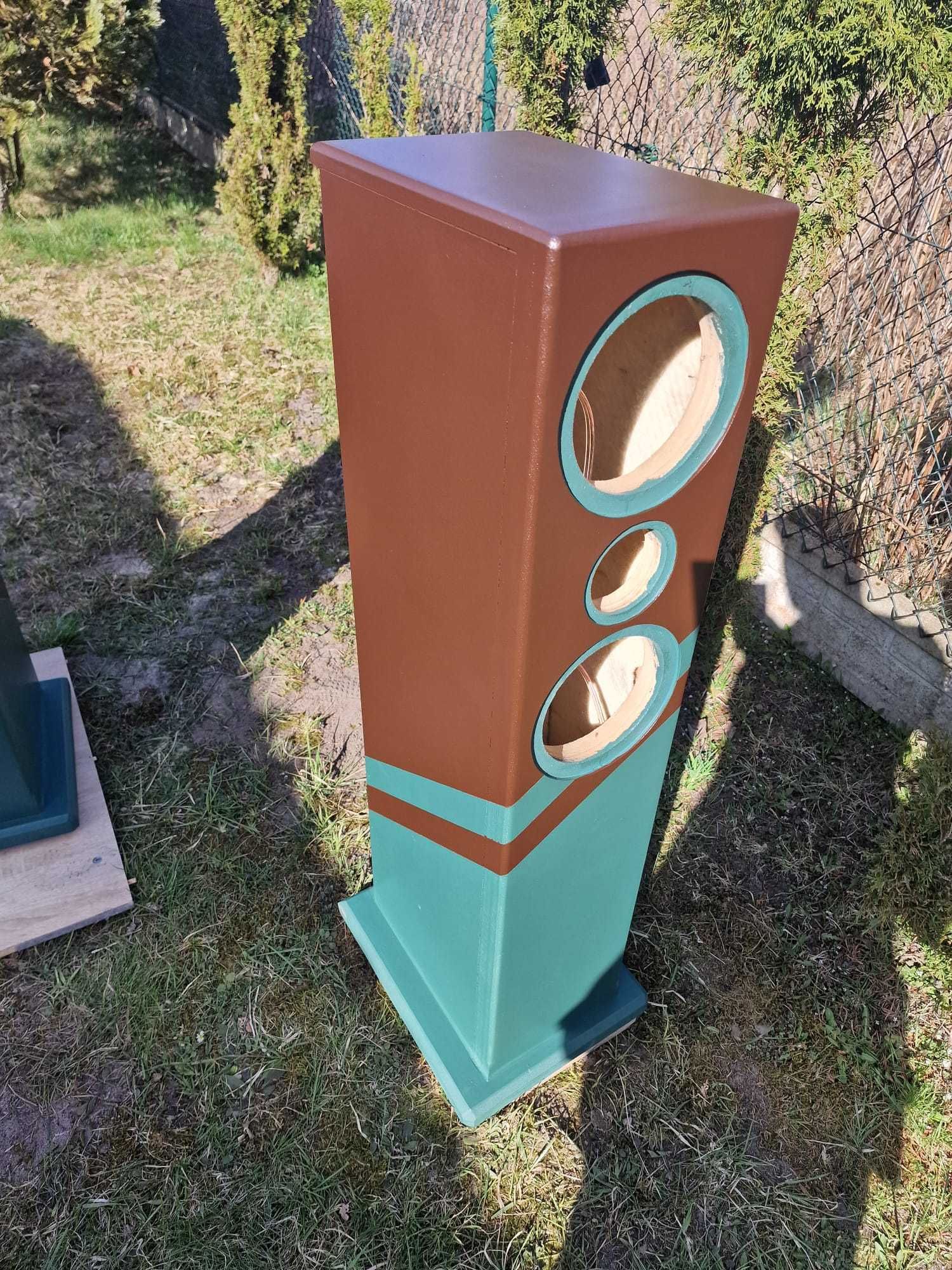 Kolumny głośnikowe Hi-Fi dwudrożne pełnozakresowe 2 x 280 RMS/8ohm STX