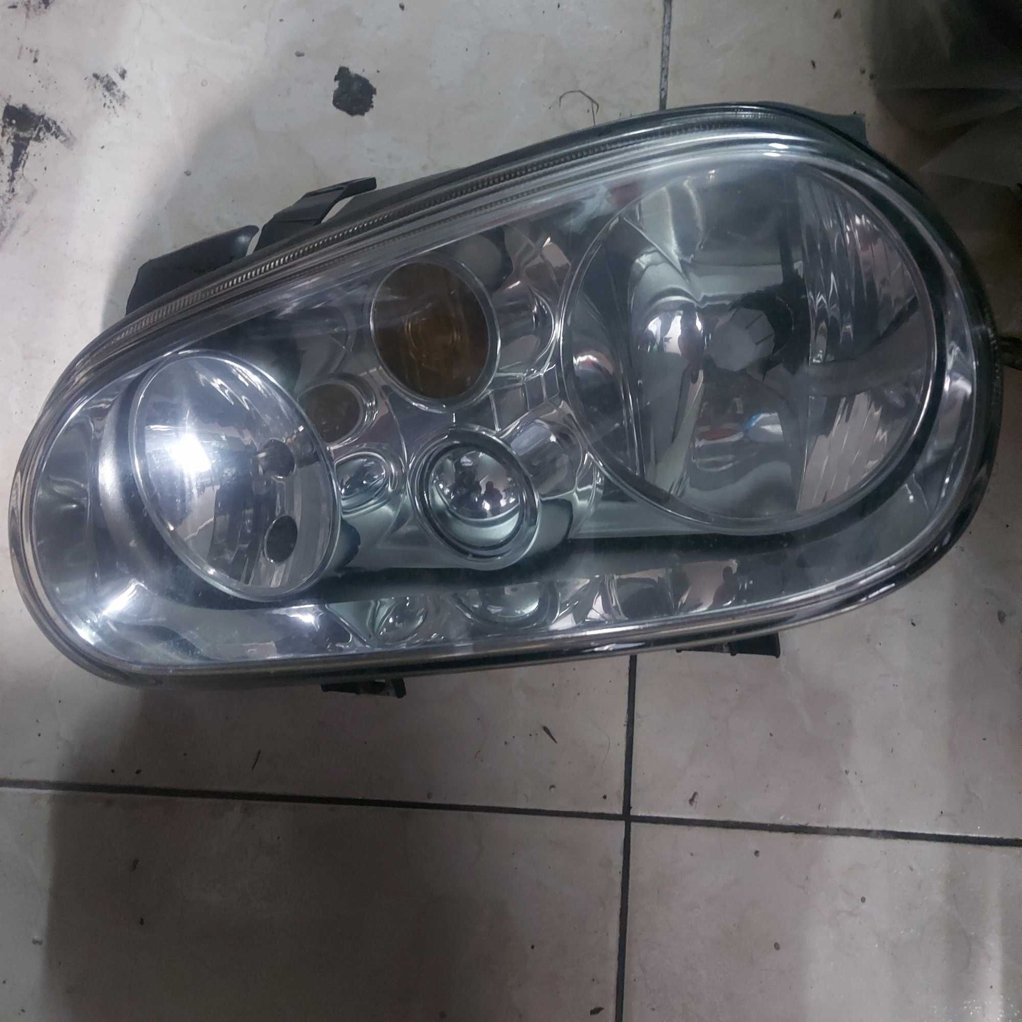 Farol volkswagen golf 4