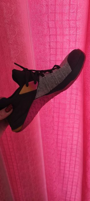 Кроссовки Найк,  в хорошем состоянии